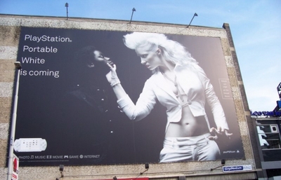 裸女加血腥 回顧無腦游戲策劃引發(fā)的廣告烏龍事件